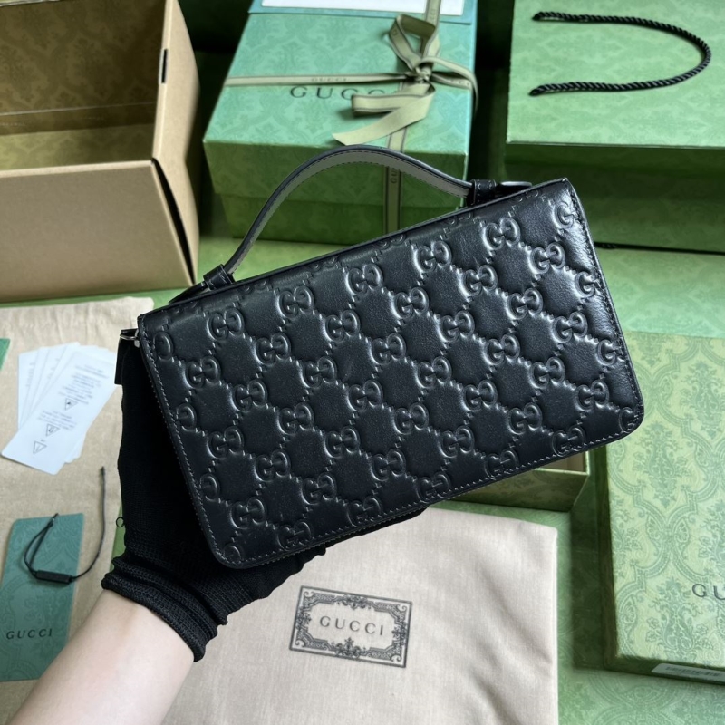 Gucci Clutch Bags